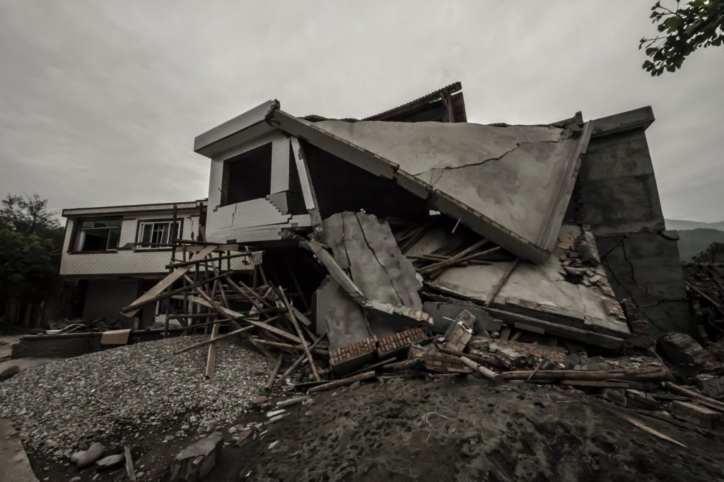 China\u2019s 5.0 Magnitude Earthquake Rattles Sichuan Province