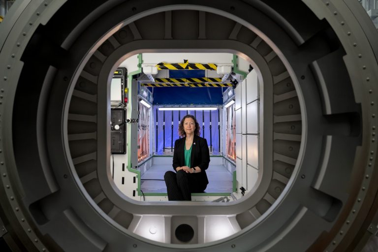 The Lunar Gateway: NASA’s Planned Orbital Outpost Around the Moon