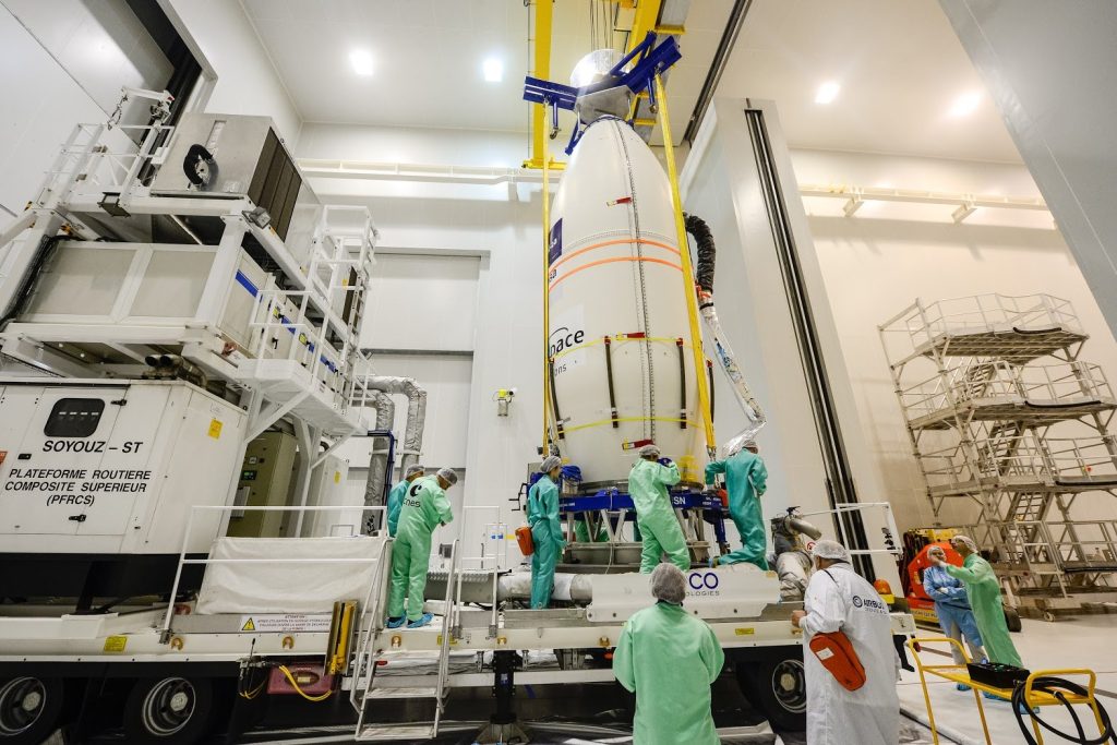 U.S. Approves Giant Space Mirror, Sparking Astronomer Alarm