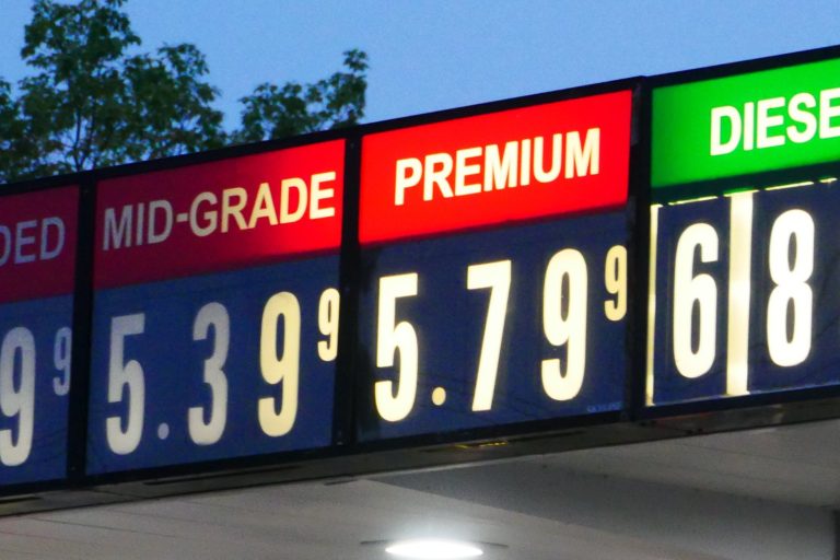 Oil Price Spike Drives U.S. Gas Prices and Inflation Upward