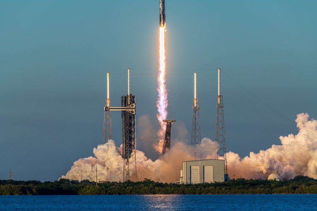 SpaceX Deorbits Satellites: Controlled Re-Entrys Atmospheric Toll