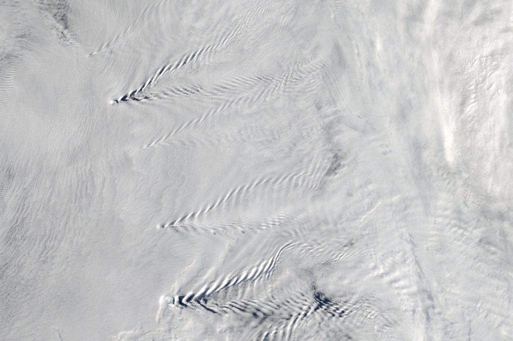 Deep 5.2 Quake in South Sandwich Islands Reduces Surface Risk