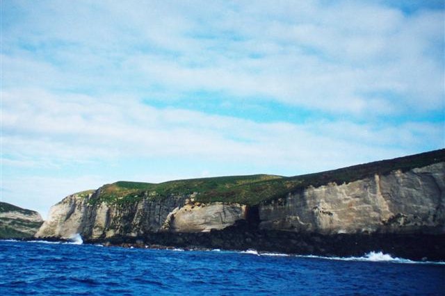 Magnitude 5.6 quake strikes Kermadec Islands, no tsunami risk