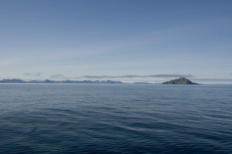 Shallow 5.3 quake jolts Aleutian community, no tsunami issued