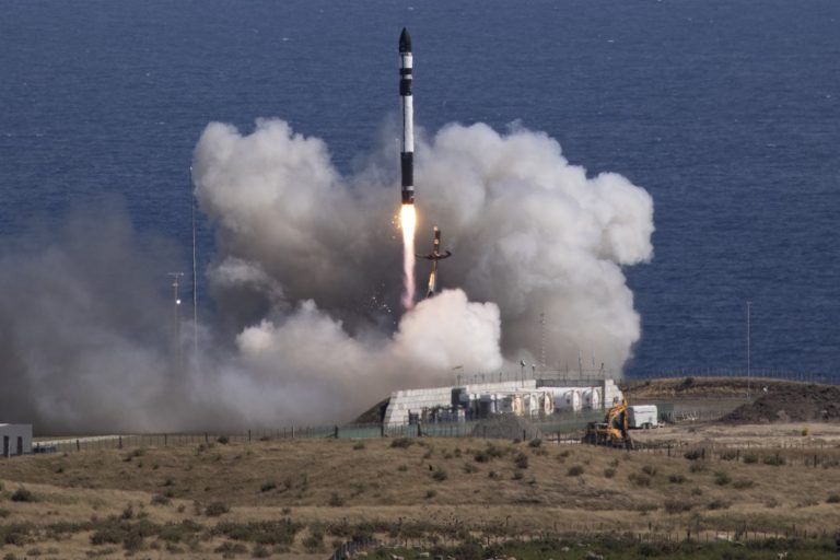 Venture Capital Fuels High-Risk Space Startup Innovation