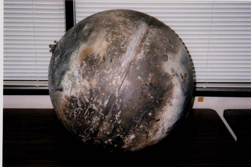 Satellite Reentry: Aluminum and Copper Fate in Atmosphere