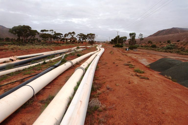 Canada unveils new east-west pipeline to reduce U.S. oil reliance