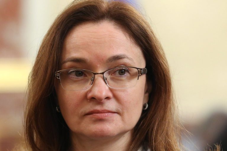 Economic Impact on Russia: Oil Revenue and Budget Dependence