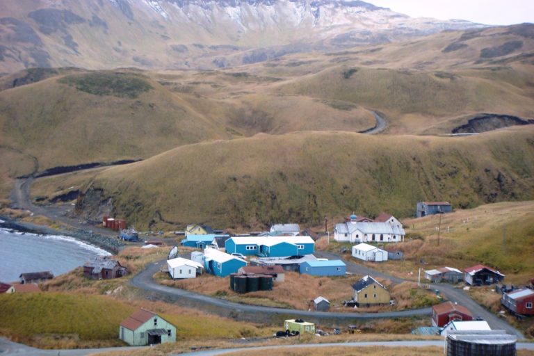 Moderate Alaska quake rattles remote Aleutian region