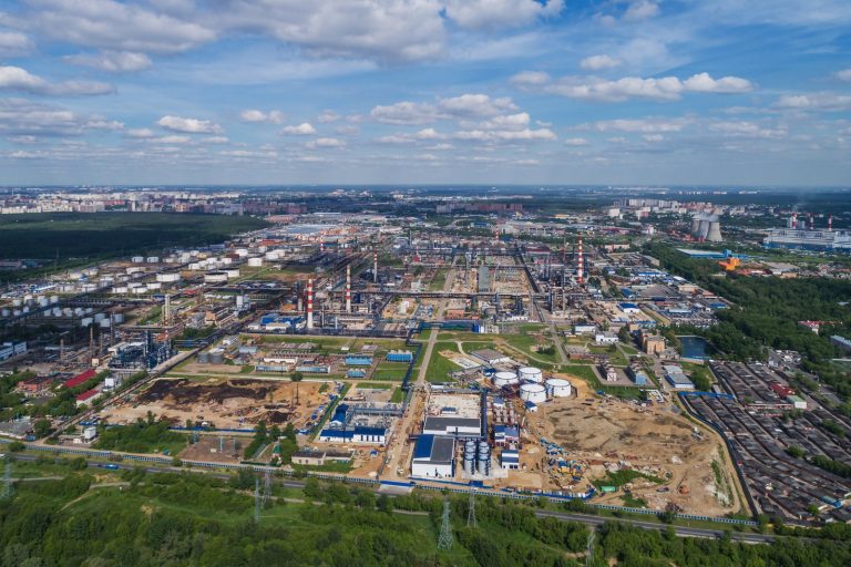 Gazprom Neft’s Moscow Refinery fuels capital region.