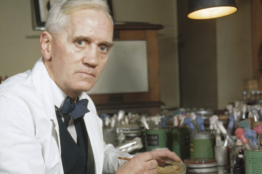 The 1928 Petri Dish Accident: How a Moldy Lab Mistake Led to the