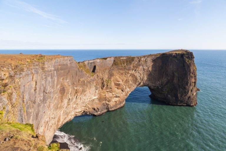 Magnitude 5.0 Shallow Quake on Reykjanes Ridge Follows Historical Pattern