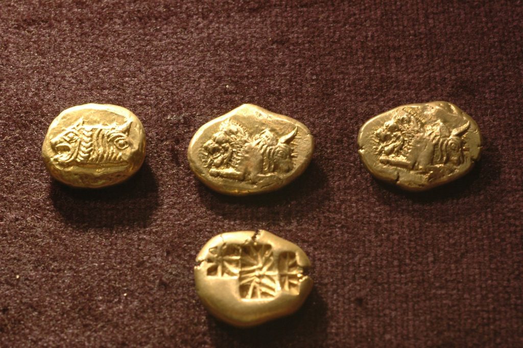 Lydia to the Dollar: 2,600-Year History of Coinage and Gold