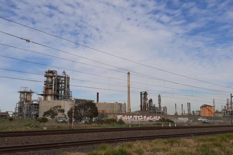 Oil Markets React to Geopolitical Shocks: Historical Precedents