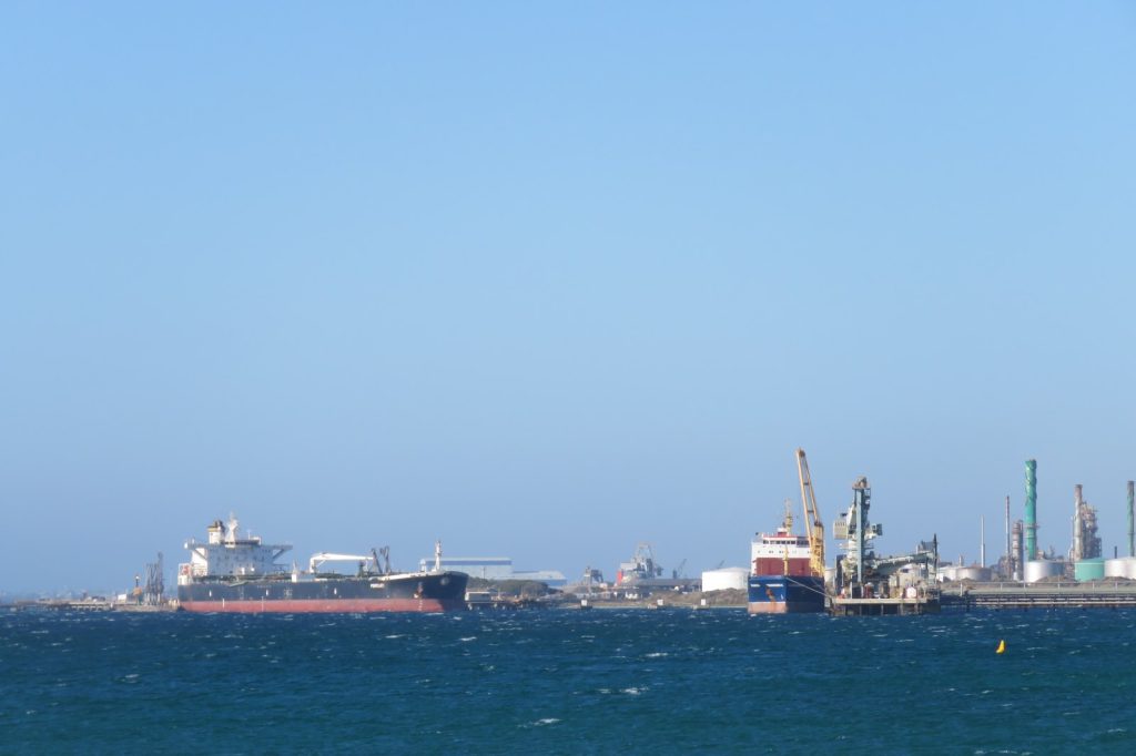 Historical Oil Shocks Tied to Mideast Geopolitical Crises