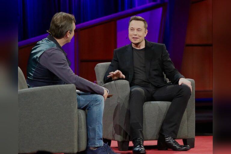 SpaceX and Amazon Rivals Worth $4.5 Trillion Head for Orbital Clash