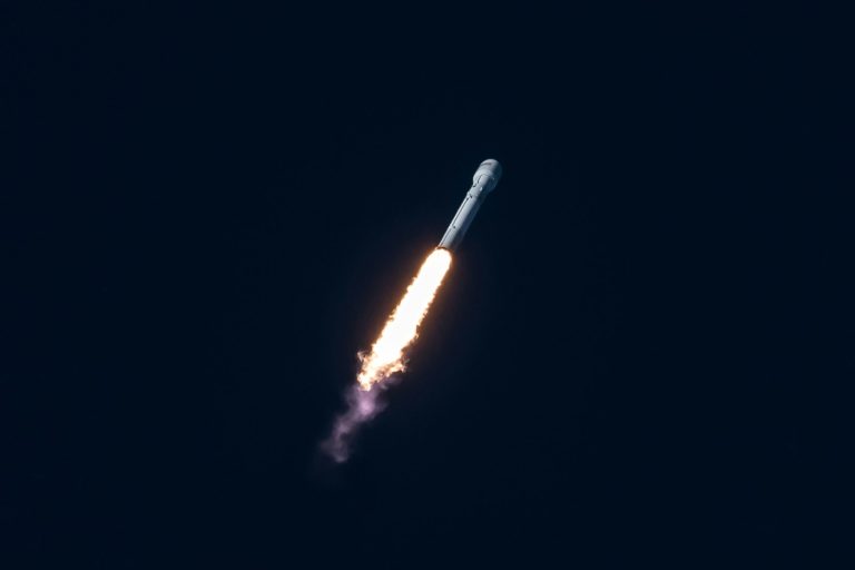 SpaceX-Amazon Rivalry Fuels Investment and Space Innovation