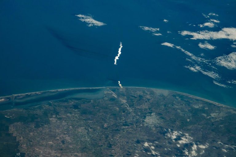 SpaceX Founder Elon Musk Building Starship for NASA Lunar Landing