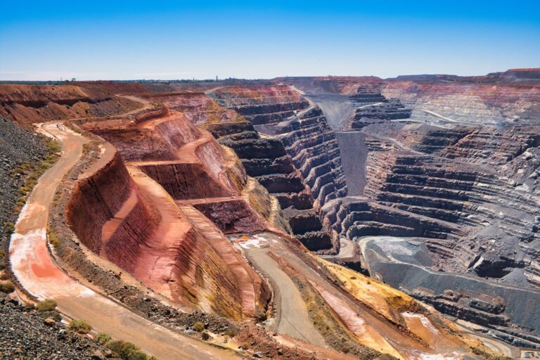 Canada Funds Tlicho-Fortune Road Project to Connect Remote Mines