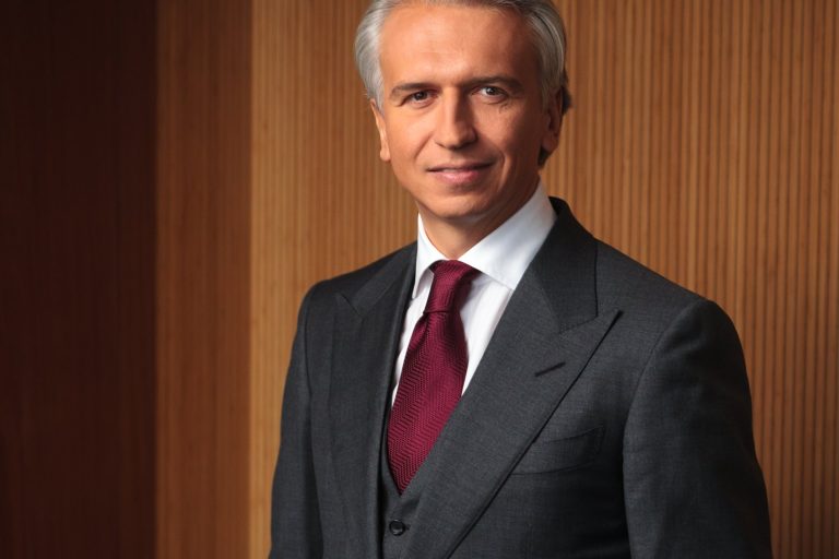 Ukrainian Drones Strike Gazprom Neft CEO’s Siberian Refinery
