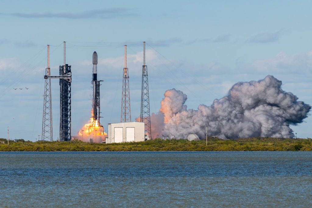 Starlink Satellite Losses Cost 260 Million for Rapid Deorbit