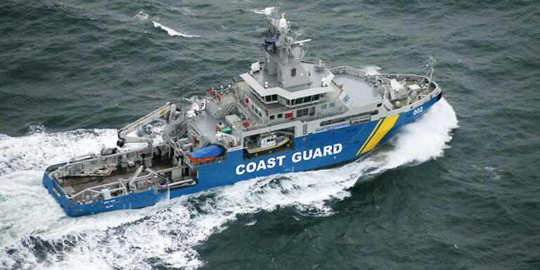 Swedish Coast Guard Seizes Russian Tanker After Oil Spill in Baltic Sea
