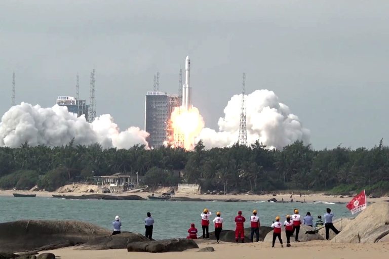 China’s Long March 10B: CASC Engineers Lead Rocket Development