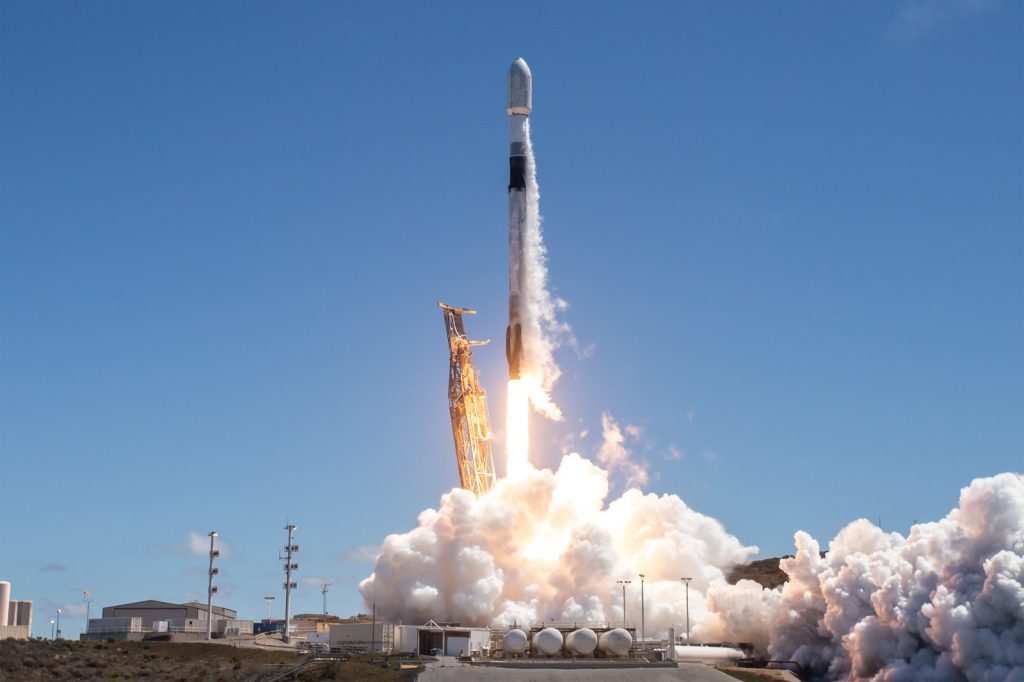 NASA, ESA, U.S. Space Command, FCC Lead Space Debris Fight