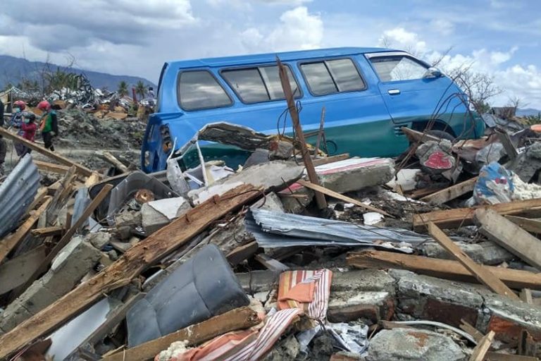 Magnitude 7.7 quake hits Indonesia, kills 2, sparks tsunami alerts