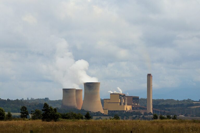Victoria Debates Coal vs. Renewables in Energy Policy