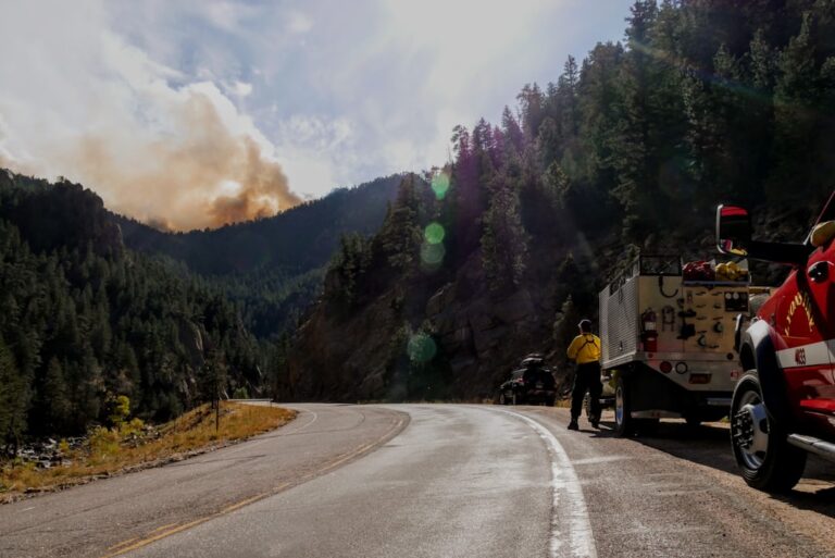 7,300 Evacuated as Wildfires Threaten Quebec’s Remote ‘Gathering Place’