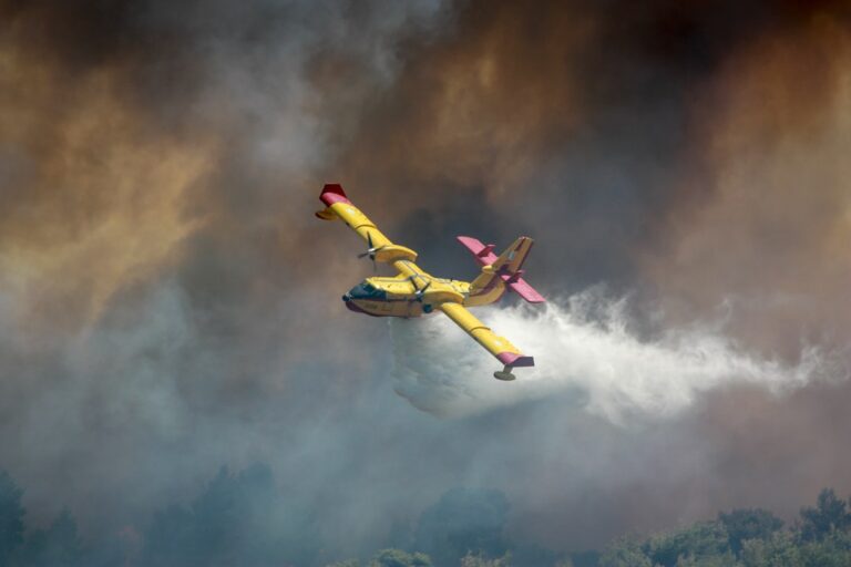 Fort McMurray Evacuated Again Due to Fast Moving Wildfires Nearby