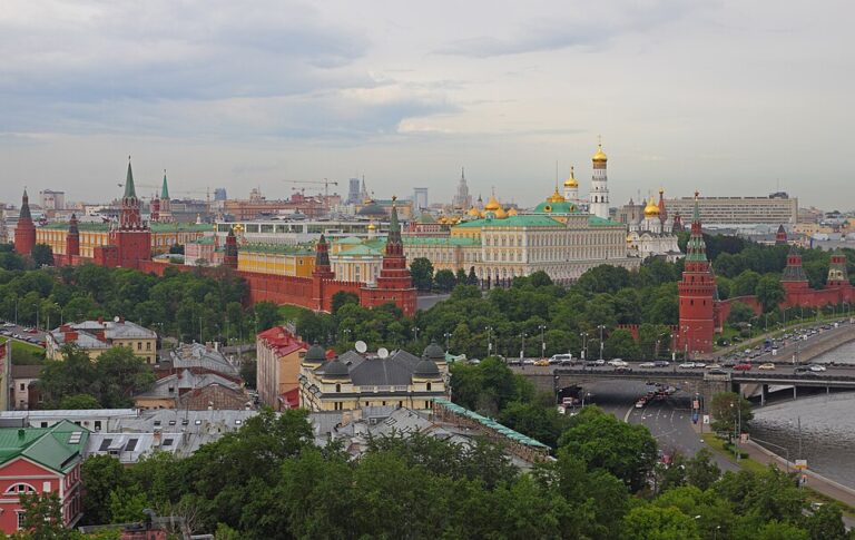 Tariffs on Russian Oil: Economic Impact Data Revealed