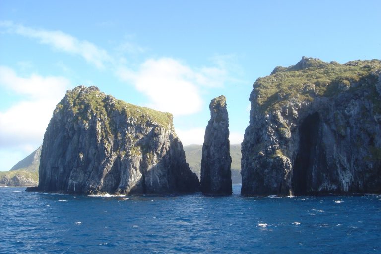 Magnitude 5.1 earthquake shakes Tristan da Cunha region