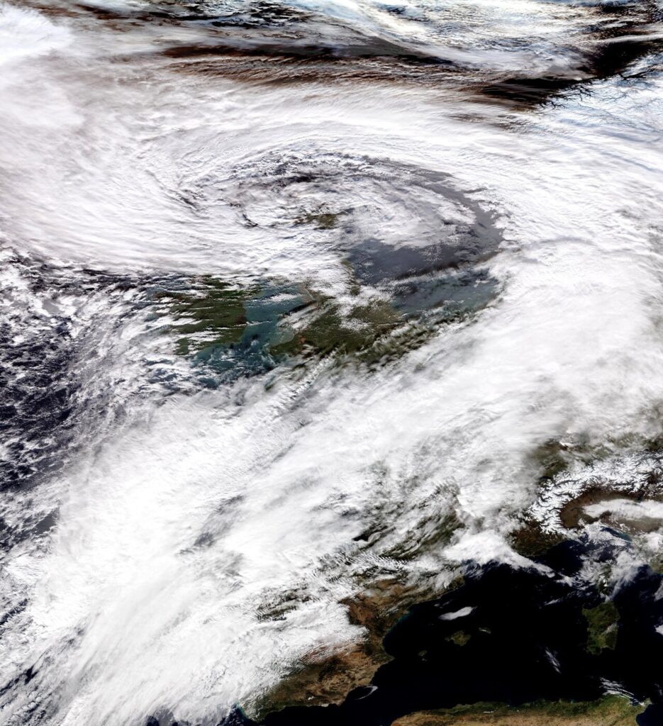 Storm Darragh Triggers UK Emergency Alerts to Millions