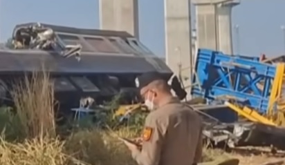 Crane Collapse Kills 32 in Thailand Train Accident