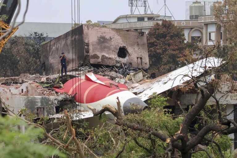 Air India Crash Kills 279 in Ahmedabad