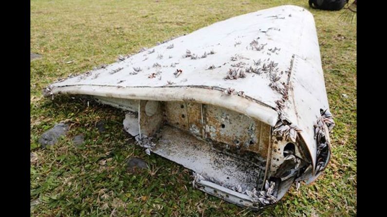 Boeing Wreckage Found Search For Missing