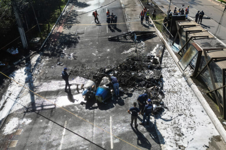 Brazil Plane Crash Kills Two, Injures Six in São Paulo
