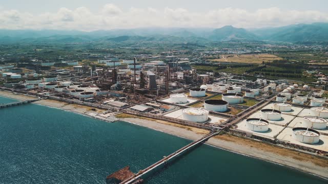 Brunei Oil Dependency Climate Scrutiny