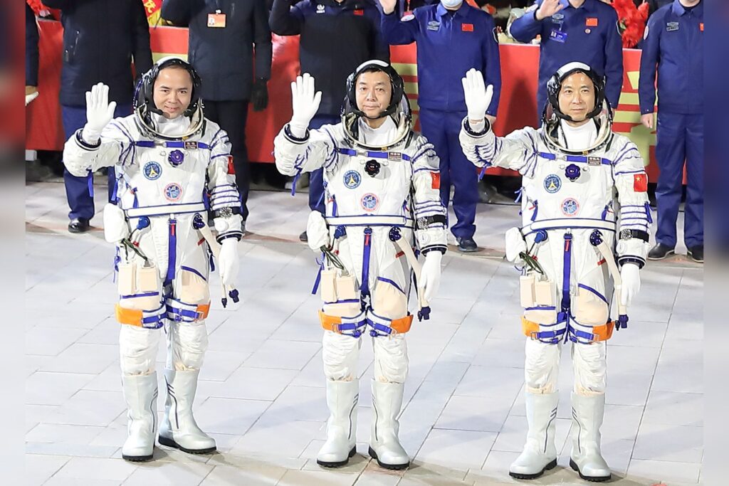 Chinese Space Officials