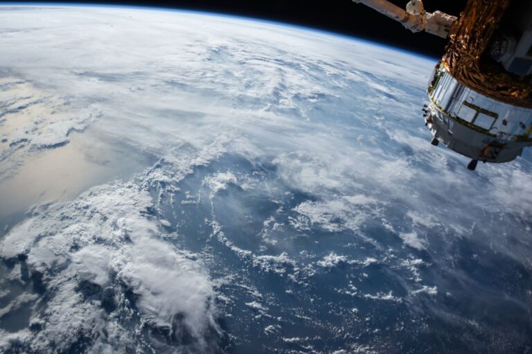 Russia Warns ISS Orbit Control at Risk Over Sanctions