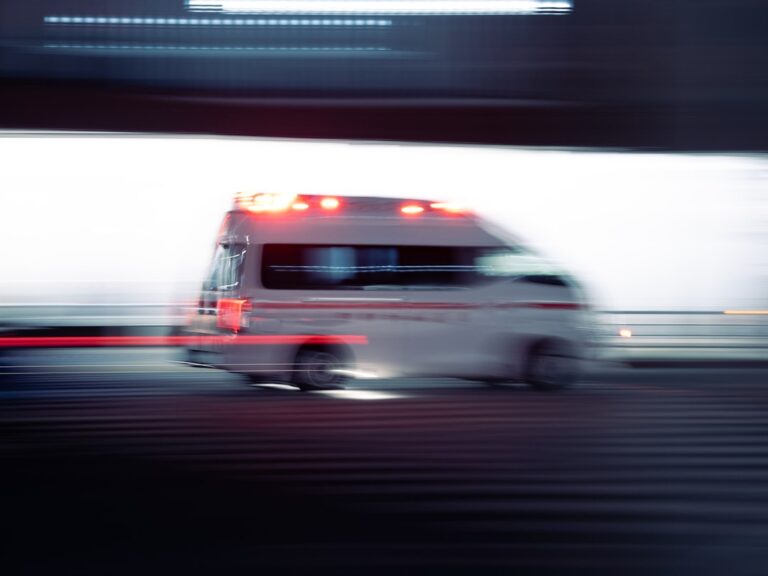 Bus Overturns in Aksaray, Turkey, Killing Six and Injuring Twenty-Five