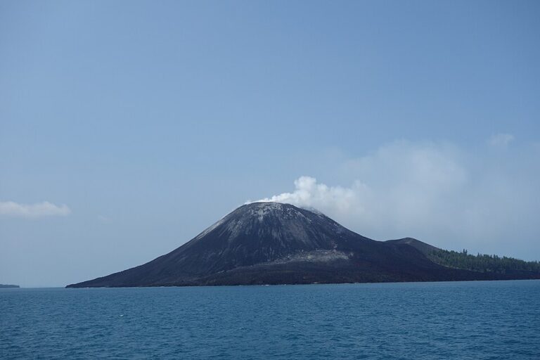Anak Krakatau Erupts Again: The Volcanoes That Shaped Indonesia
