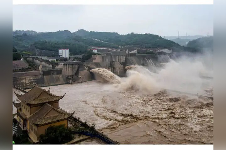 62 Dams Collapse in China; Beijing Conceals 200,000 Deaths for 20 Years