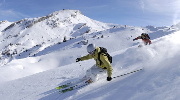 Avalanche Traps 3 Skiers in Alaska’s Chugach Mountains
