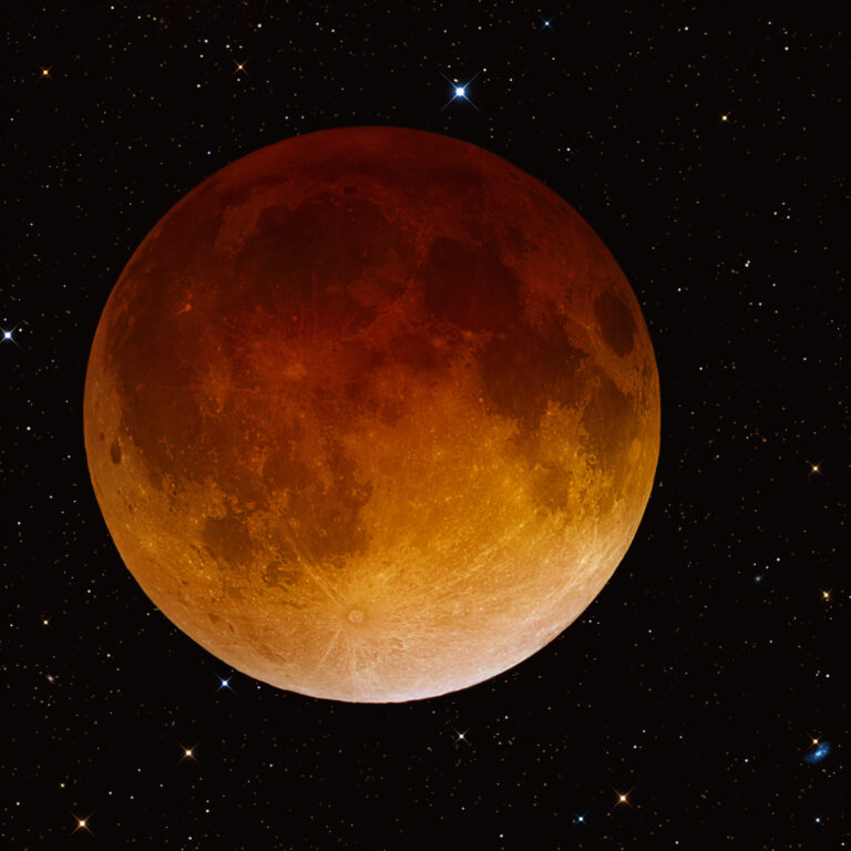 Rare ‘Blood Moon’ Lunar Eclipse Dazzles Western Hemisphere Skywatchers