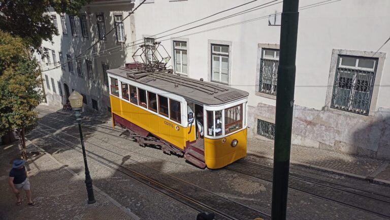 Lisbon Funicular Crash Kills 16, Injures 22 on September 3