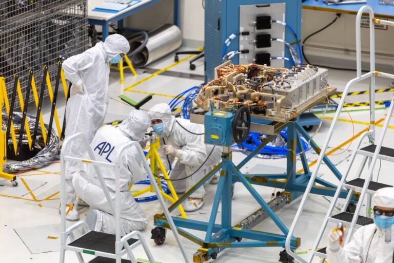 NASA Tests Lithium-Fueled Plasma Engine Designed for Mars