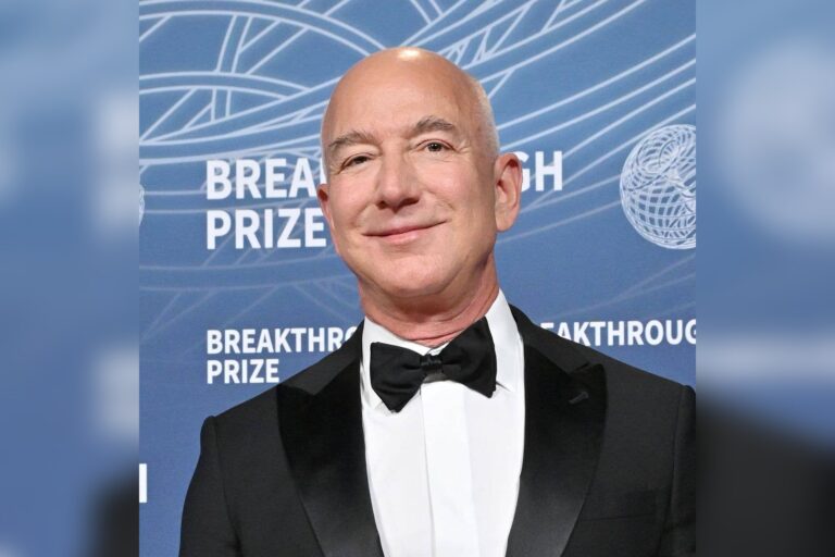 Amazon Secures FCC Nod for 3,236-Satellite Kuiper Network